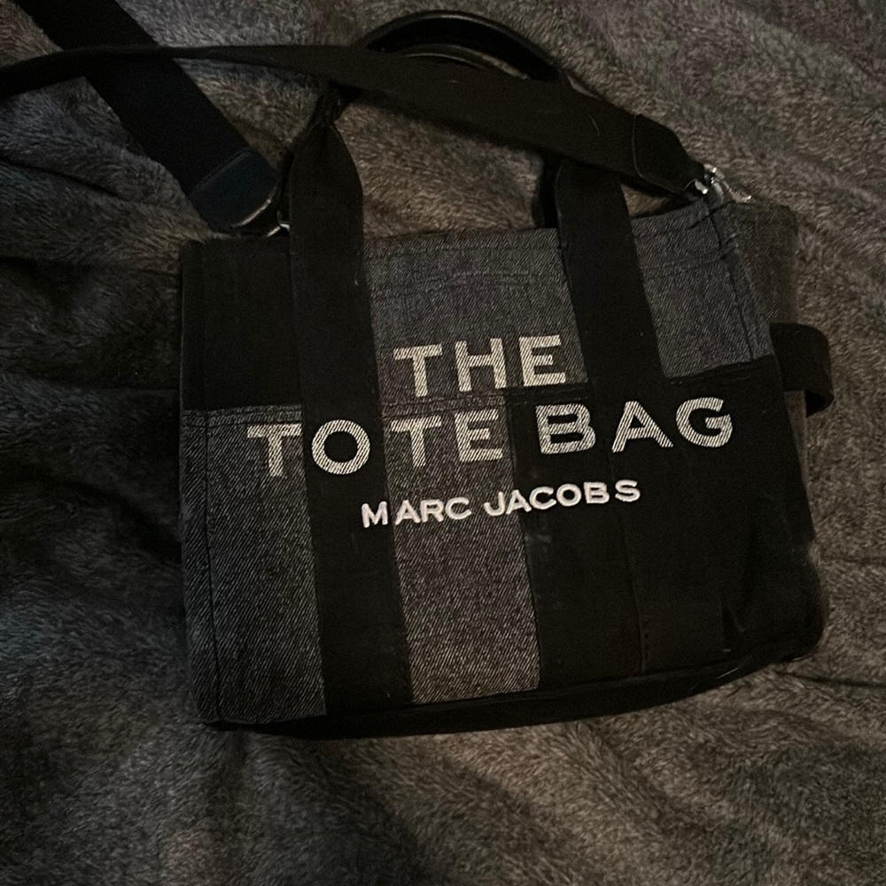 marc jacobs mini tote bag authentic